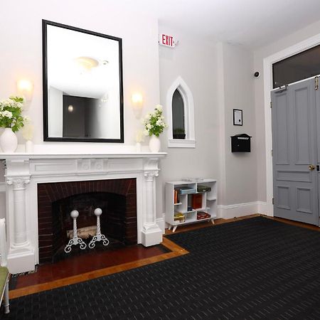 Large Stylish Newbury Street Studio W/ Kitchen Boston Buitenkant foto